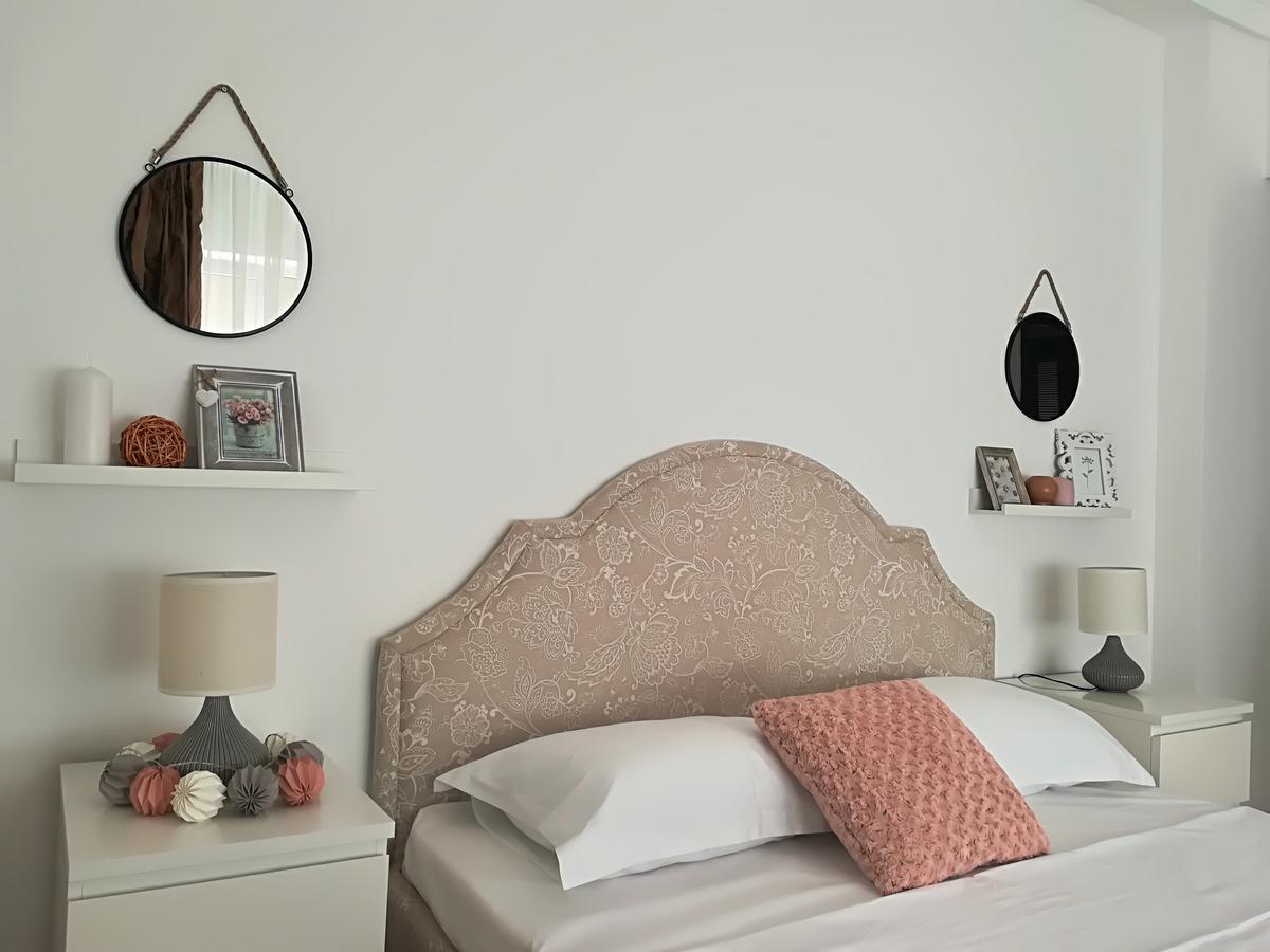 Smart Rooms Bucarest Exterior foto