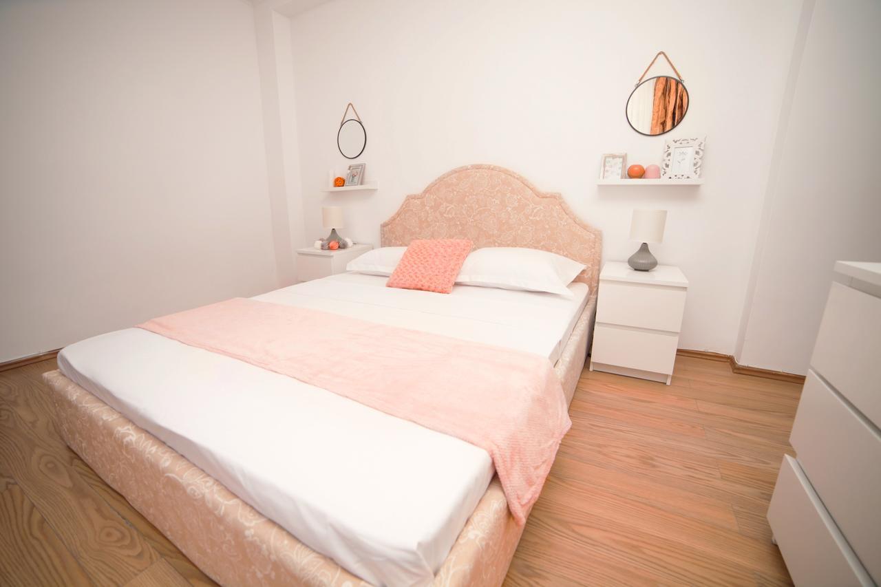 Smart Rooms Bucarest Exterior foto