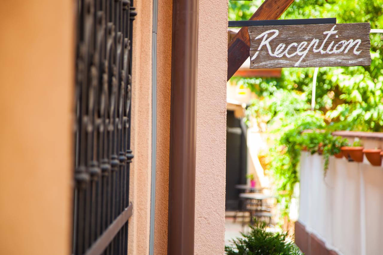Smart Rooms Bucarest Exterior foto